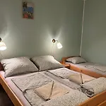 Rosa Πανσιόν Harrachov