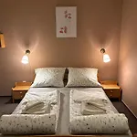 Rosa 3*